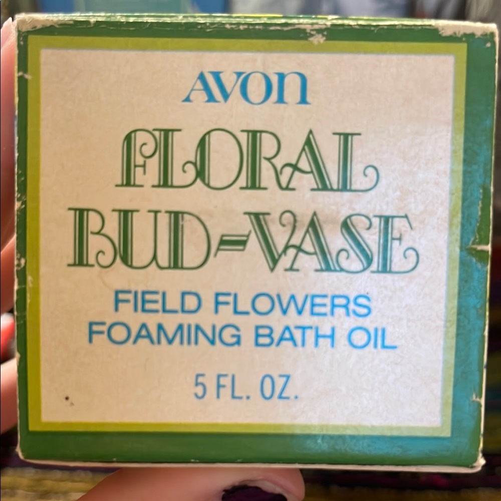 Avon Floral Bud-Vase Foaming Bath Oil - Green
